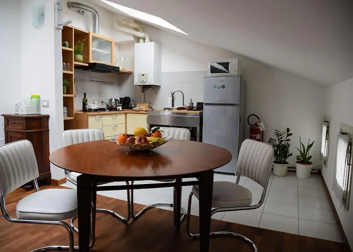 Interno 8