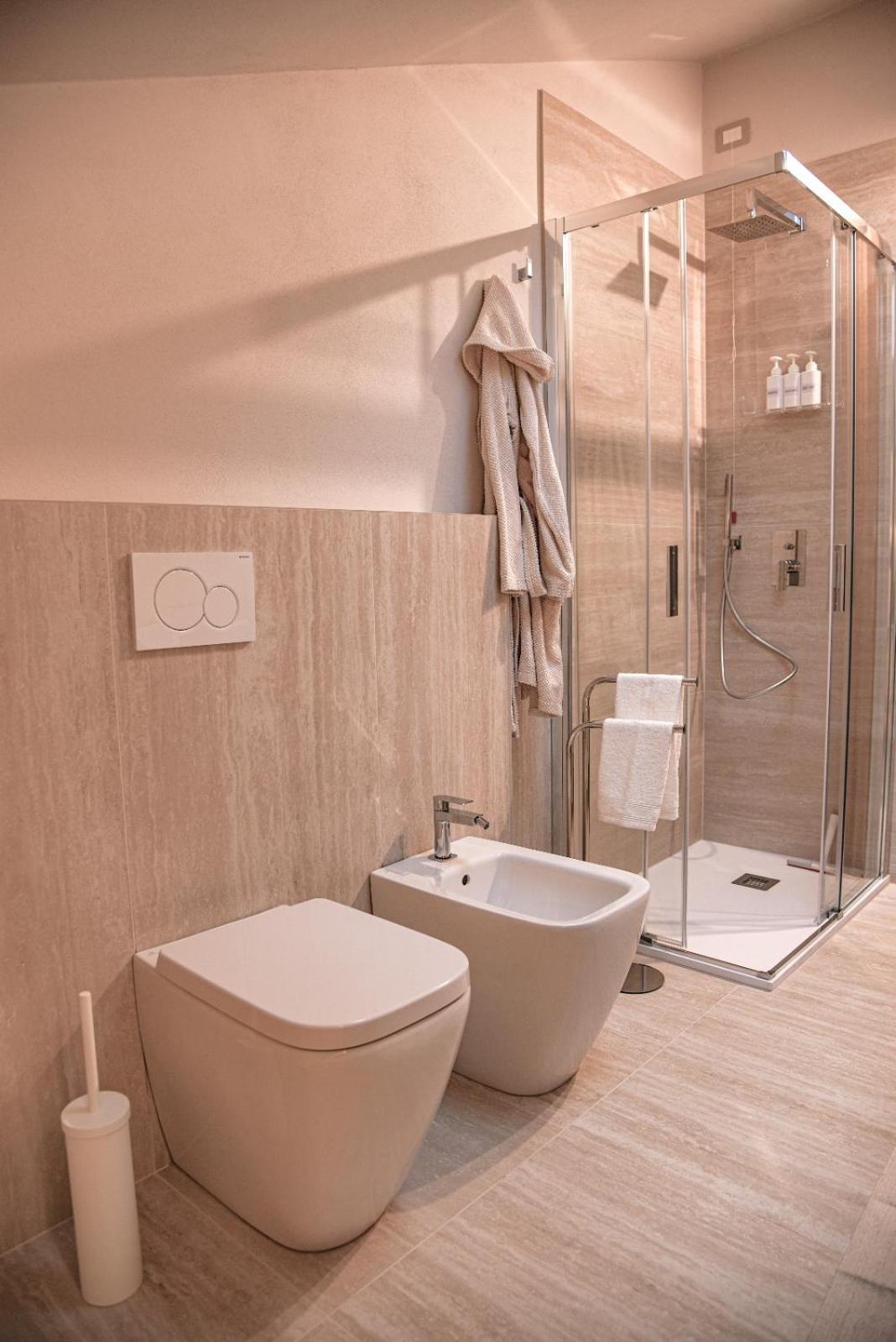 Apartment Interno 8 *